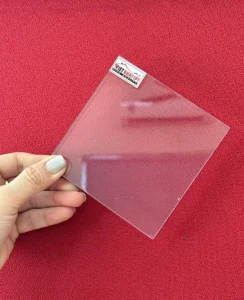 Tấm nhựa Polycarbonate màu trong suốt